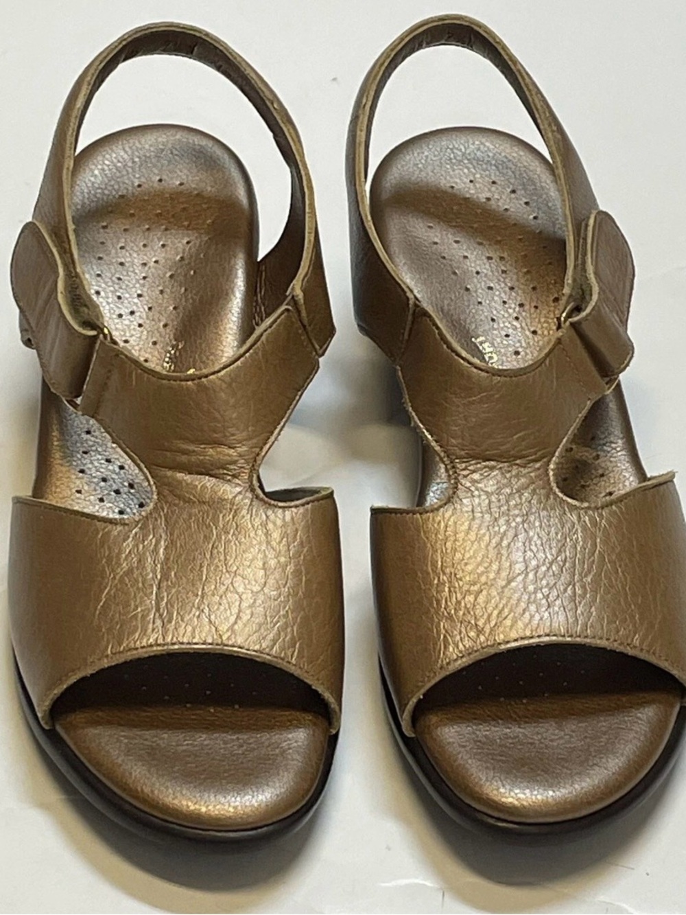 SAS Women's Metallic Bronze Slingback Sandals